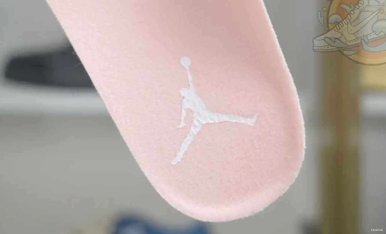 Jordan 11 Air Jordan WMNS Low 0613